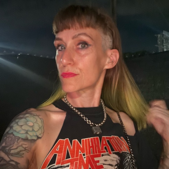 mamasredshoes
